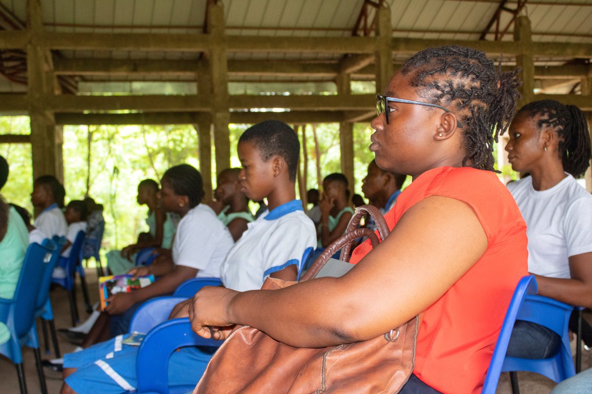 iValleyGhana's tweet photo. Today, we celebrated International Girls in ICT Day! It was an inspiring event that focused on strong female leadership. Our panel of experienced female leaders shared their journeys and offered valuable insights. 1/2 https://t.co/wzY7Fl8Y5j