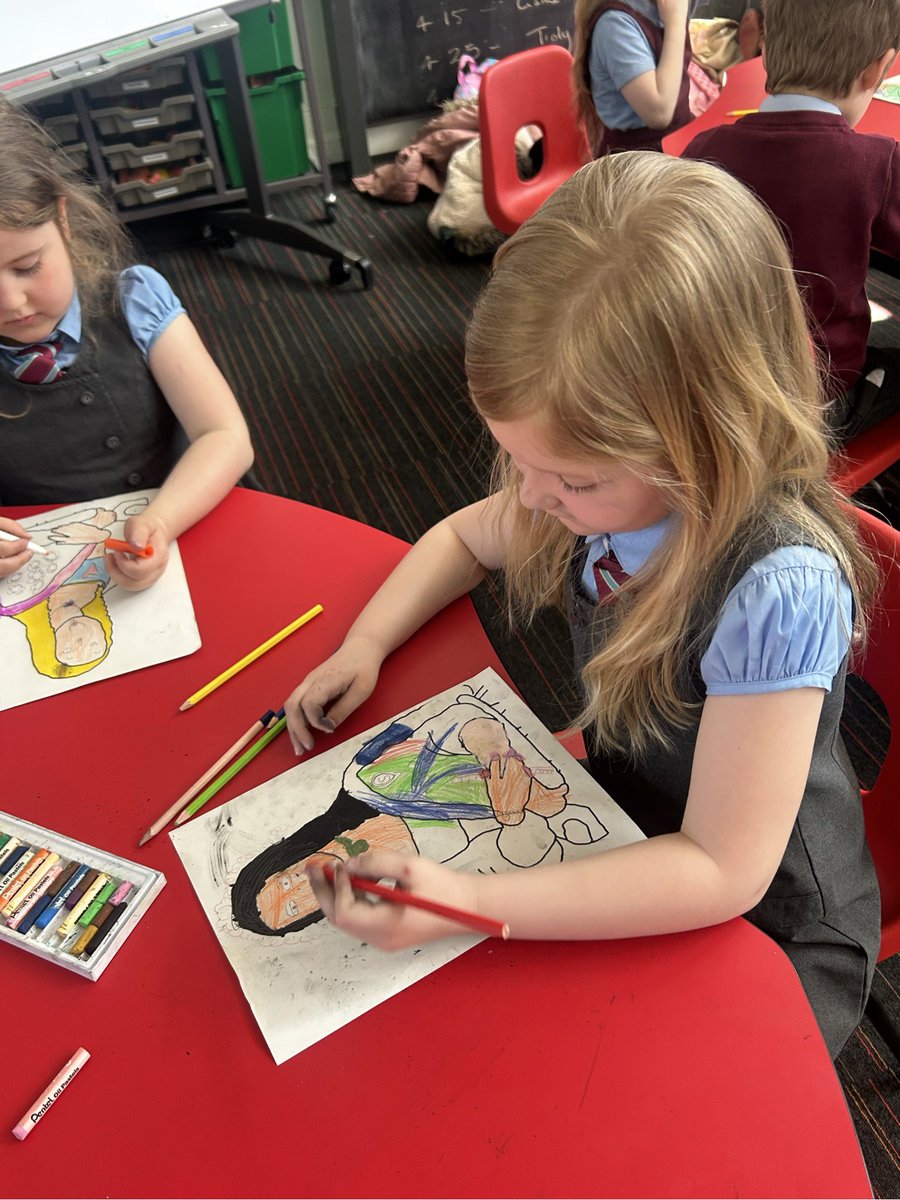 Primary 2/1 learned about our #ArtistOfTheMonth Leonardo Di Vinci today. They studied his famous painting the Mona Lisa and then created their own versions of it with a modern twist using a variety of media. #WeAreArtists #ArtAppreciation