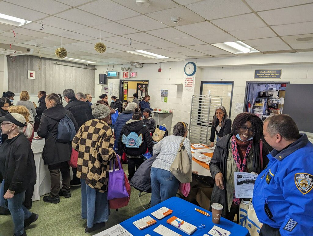 We would like to thank the staff of the Mosholu Montefiore Community Center (MMCC) for having our Crime Prevention Officer and @SafeHorizon advocate participate in their resource fair. #CrimePreventionTips