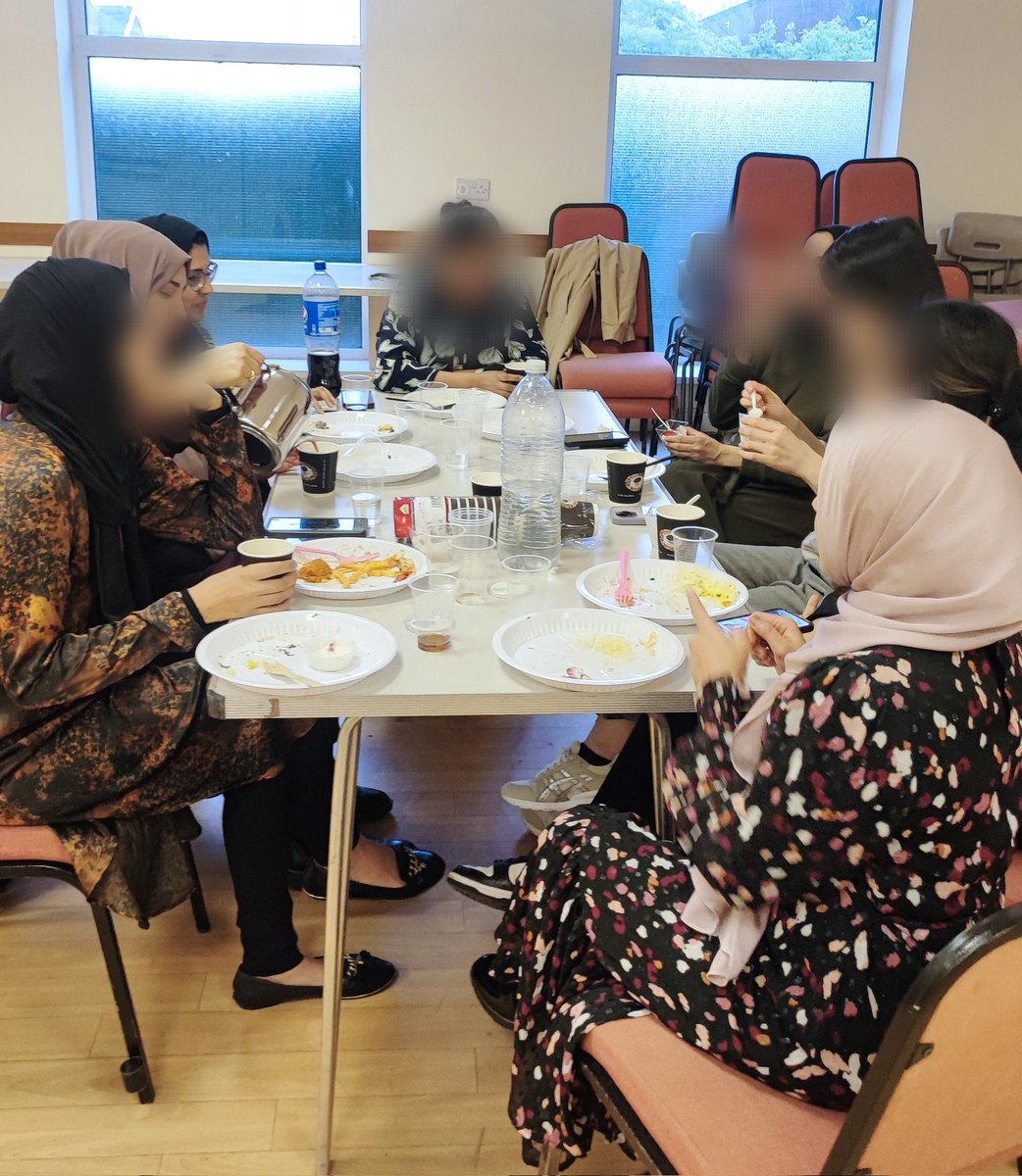 Our volunteers organised a Eid party for the group. Celebrating their achievements aswell as Eid, really proud of all the positive changes they have made and the great work they are doing 🥳🎉😍 #WomenEmpowerment #boltoncvs #gmca #CommunityEngagement