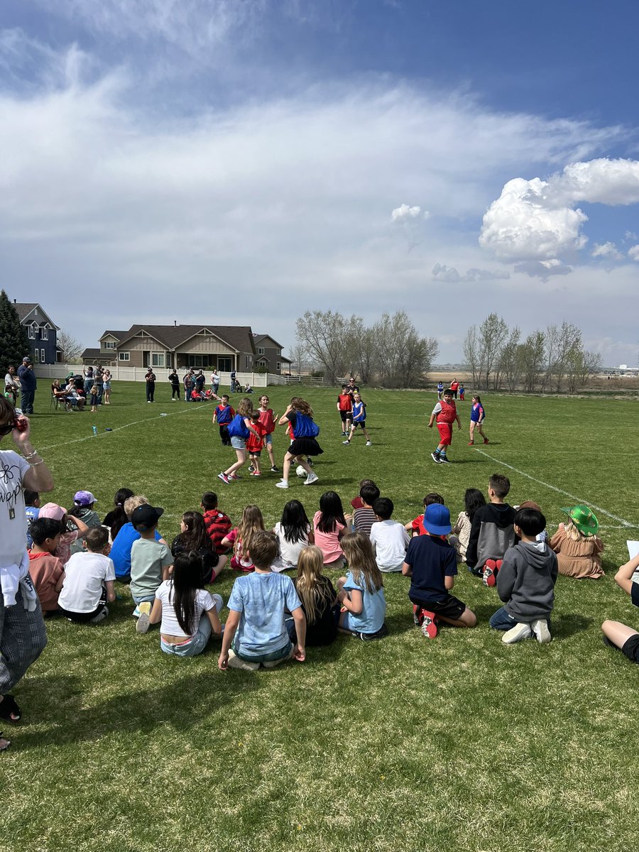 Centennial El. tweet media