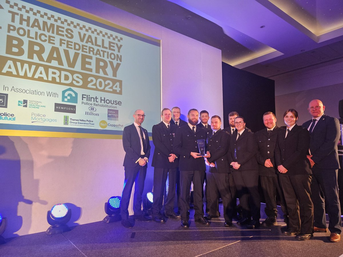 Winners!! Our overall winners of the 2024 #TVPFedBravery Awards are our top ten courageous colleagues. They receive their Award from @LeicsFedSec from @FlintHouseRehab and @TVPFedChair. Congratulations! Here's their incredible story facebook.com/thames.federat…