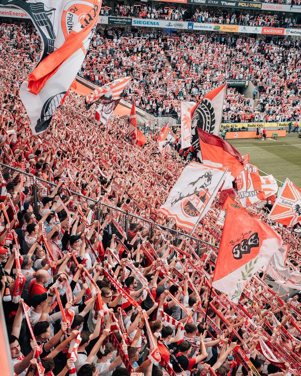 secretmatchday's tweet image. Rolling 19 deep. James from Leicestershire enlisted SMD to help arrange a memorable stag do. If you need help to plan a group trip, our team can help. 

#grouptour #footballtour #stagweekend #stagdo #stagdo #secretmatchday