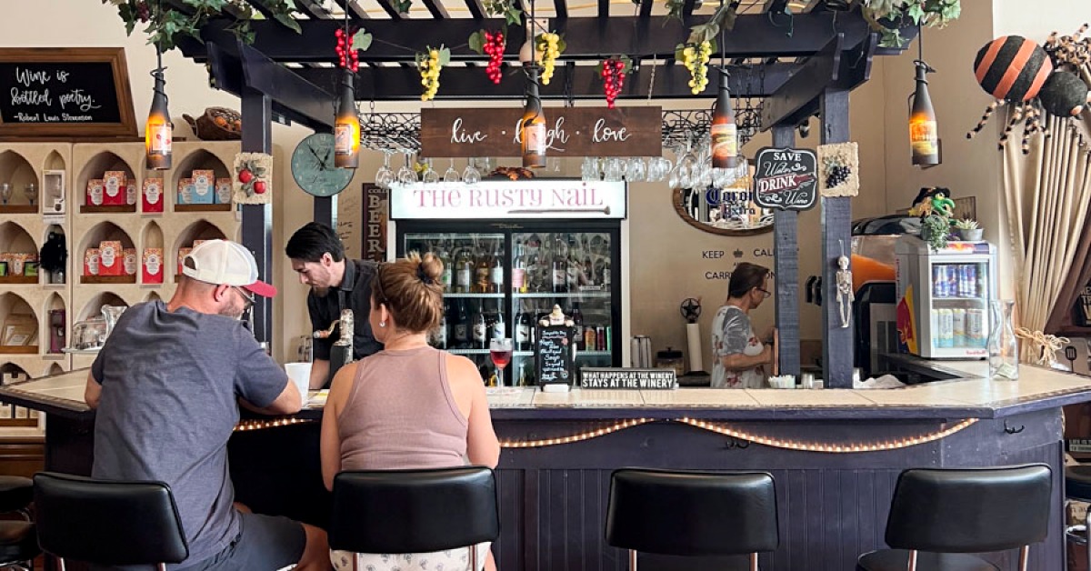 Rusty Nail Winery tweet media