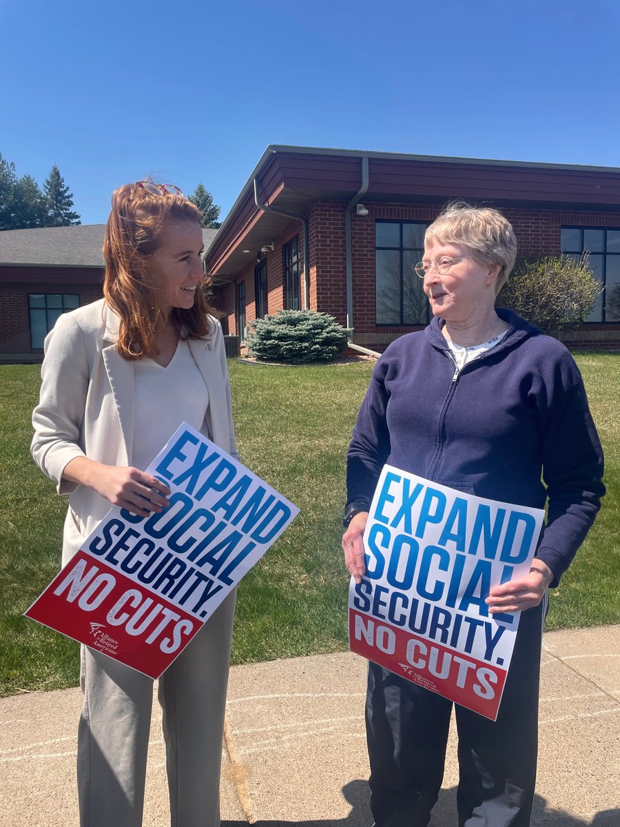 We need to protect + expand social security and Medicare. Proud to stand in solidarity with @ActiveRetirees today in Eau Claire. In Congress I'll work to 'scrap the cap' to ensure higher earners pay into social security and expand Medicare to cover vision, dental + hearing.