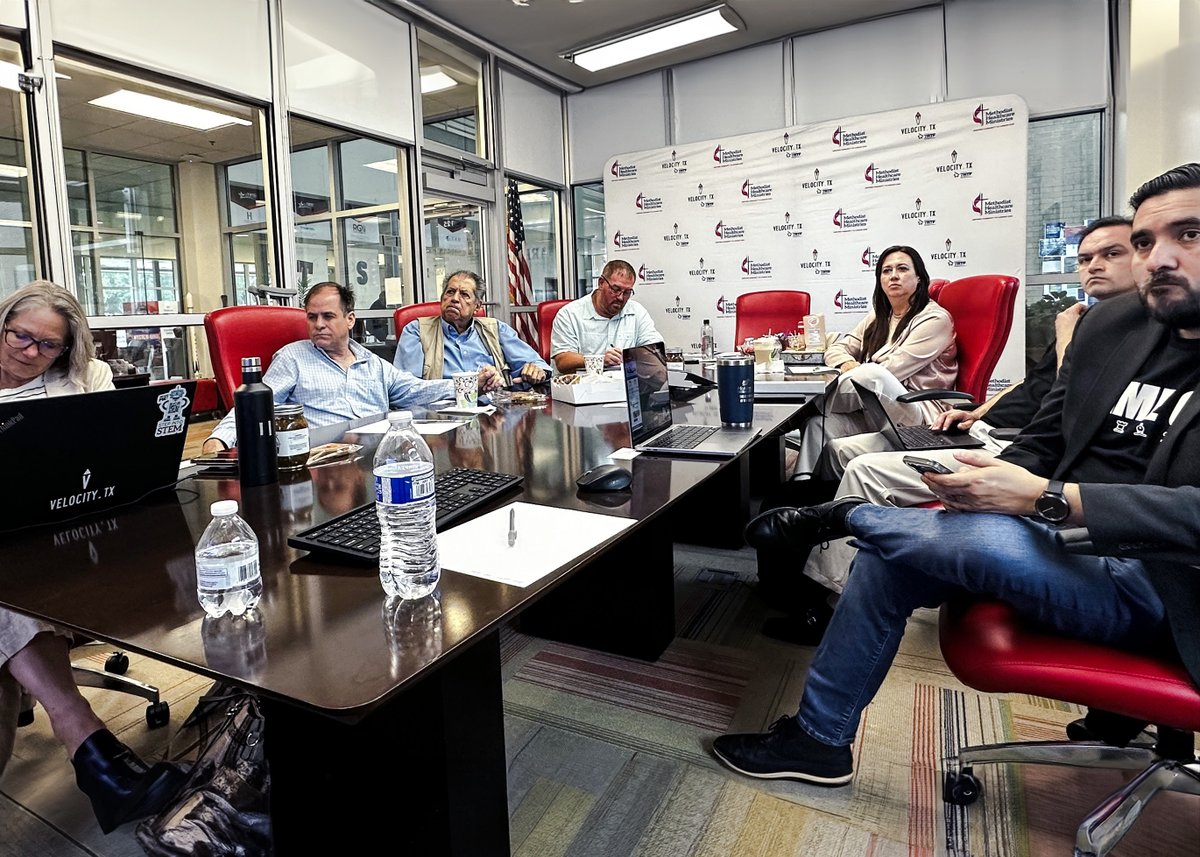 Today, Lara August, investor, and founder of @RobotCreative, joined us at the @HarlingenEDC for a deep dive into the world of angel investing & early-stage funding! This opportunity is made possible through our partners at @Velocity_TX #angelinvesting #startupfunding