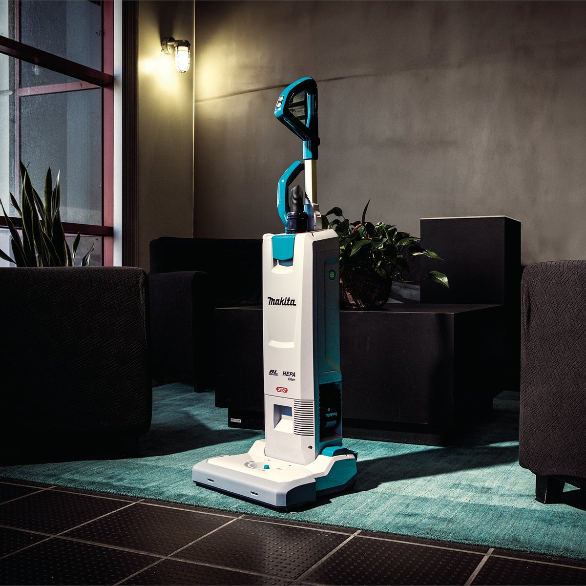 Clean more without a cord with the 40V XGT 1.3 Gal. HEPA Filter Upright Vacuum (GCV09). This vacuum carries the Carpet and Rug Institute (CRI) Gold Seal of Approval Certification for high performance in commercial use. #makitausa #makitatools #makitaxgt