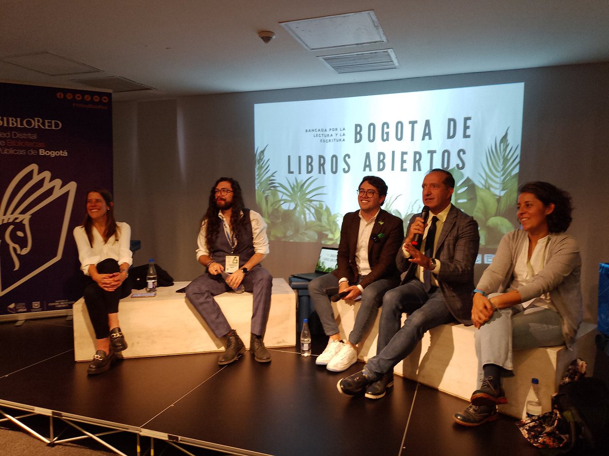 El @ConcejoDeBogota presente en la @FILBogota con la Bancada por la Lectura y la Escritura. 'Bogotá de libros abiertos'. @trianavjuli @CCalderonRA @ferlopezgut @biblored