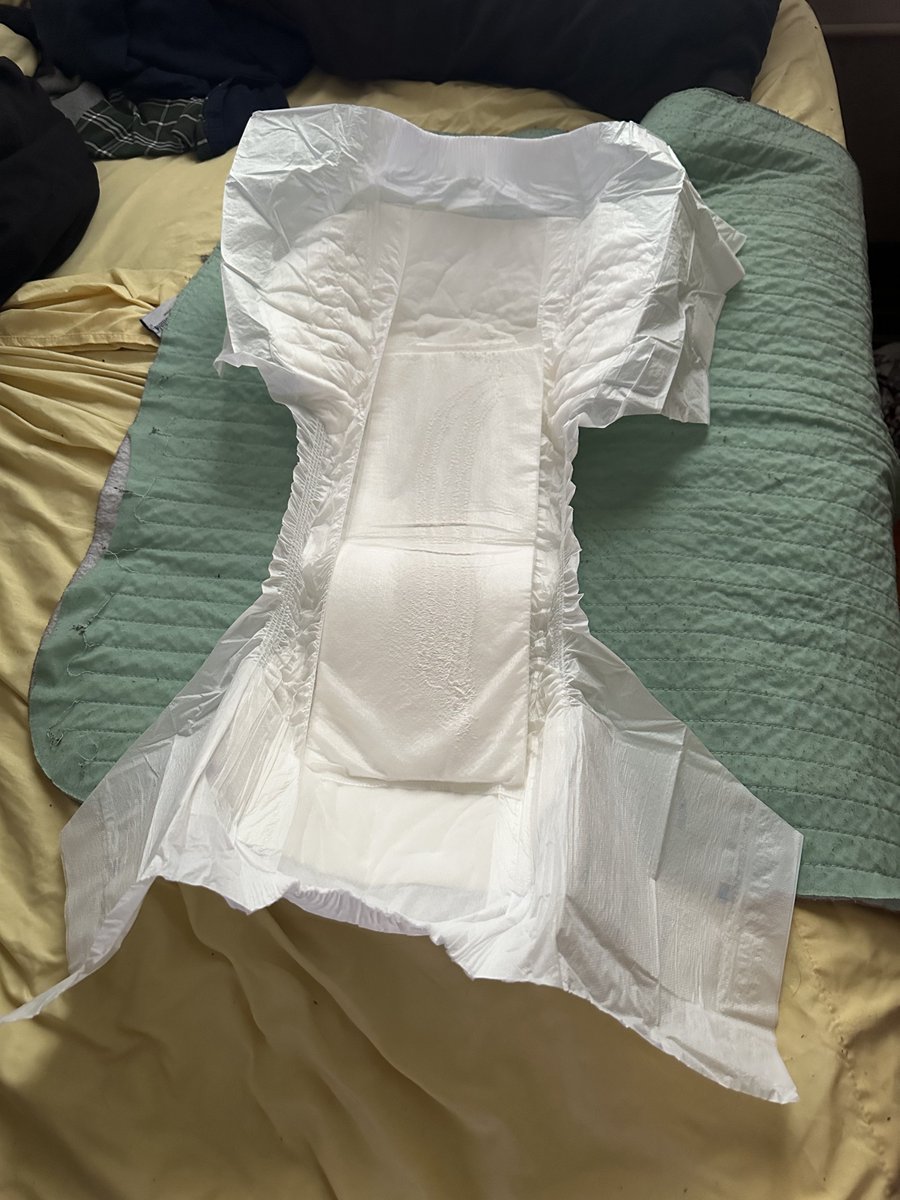 Bandicoot_Baby's tweet photo. Went with a stuffer today, I feel a lot more padded 😝💪 #diaperboy #diaperlover #adultdiaper #diaper #workdiaper https://t.co/N8kXPMKkgx