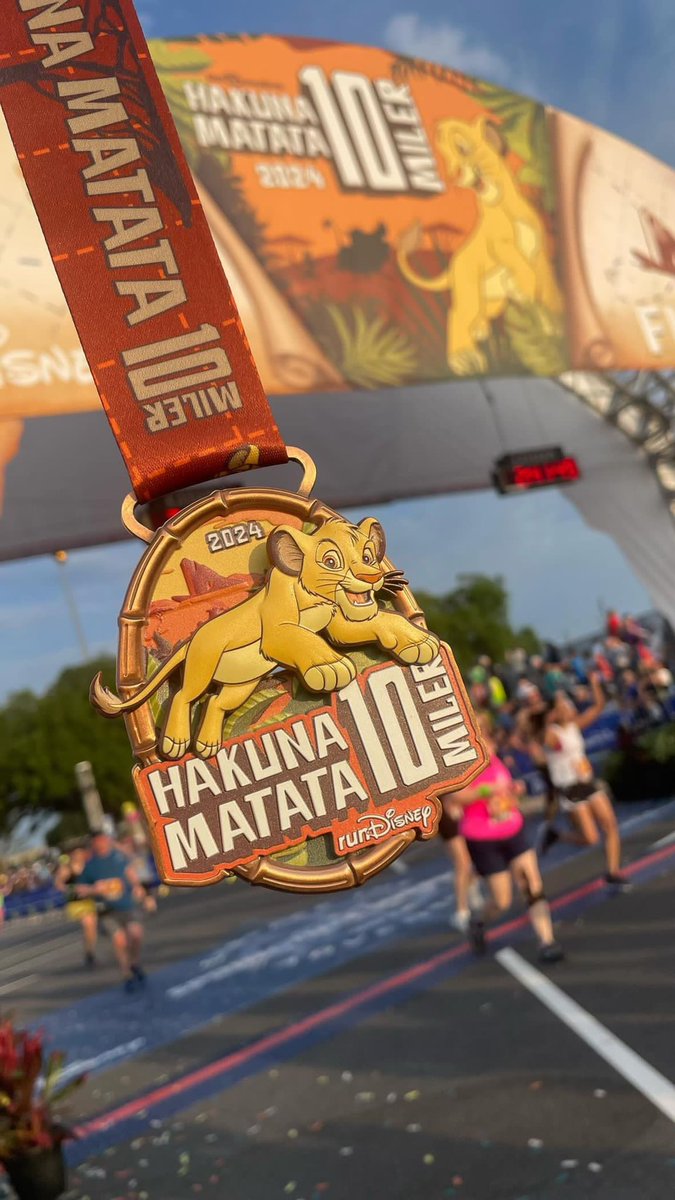 🎊We completed our 1st RunDisney 🏃🏻‍♂️‍➡️🏃🏻‍♀️‍➡️🏰💖
 🏅2024 Hakuna Matata 10 miler 🦁 

This  was on Sunday April 21st in Disney World  🏰
We have a 1/2 marathon RunDisney in Sept in Disneyland 🏃🏻‍♂️‍➡️🏃🏻‍♀️‍➡️🏰