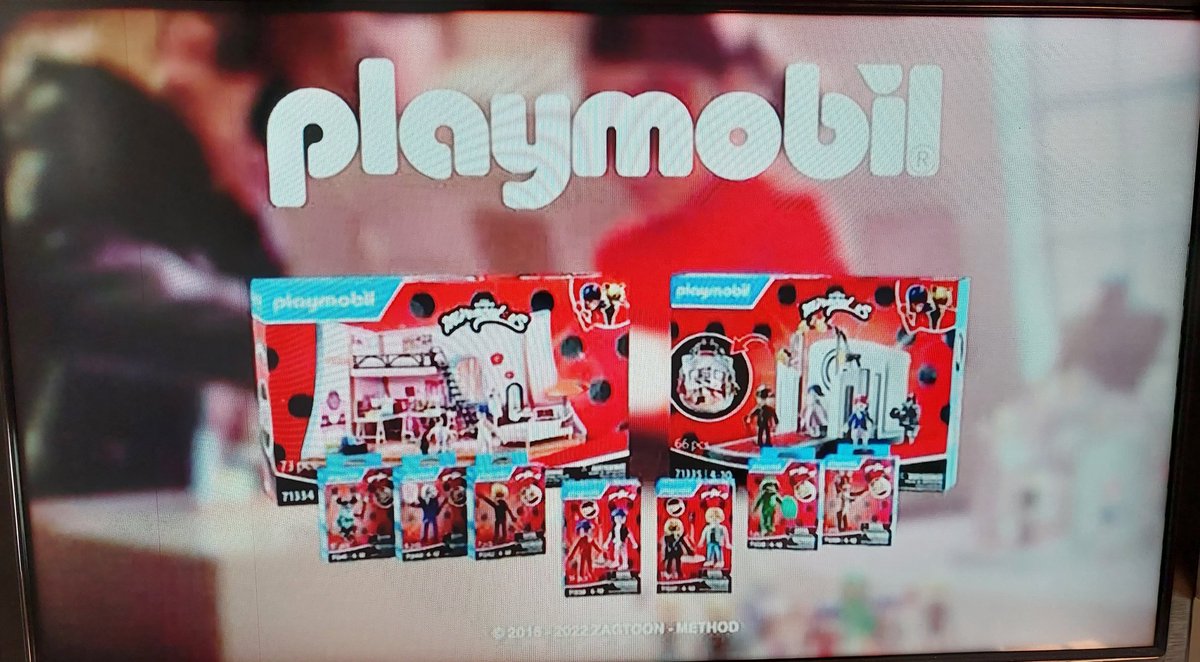 Disney Channel está emitiendo la promo de los Playmobil de Miraculous