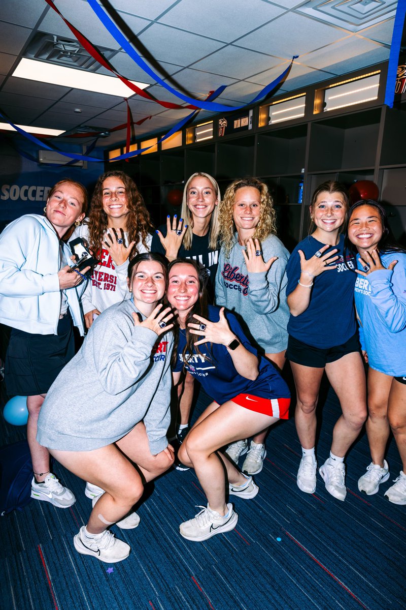 LibertyWSoccer tweet picture