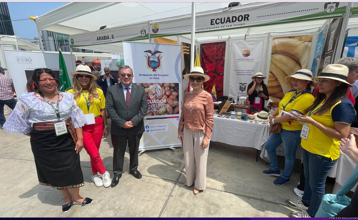 🇪🇨🇪🇨🇪🇨 Con mucho agrado, les invitamos a visitar el stand del Ecuador en la 'Expo Embajadas San Isidro'. Estaremos presentes en esta importante Feria con productos 100% ecuatorianos que podrás adquirir en nuestro stand. 🇪🇨🇪🇨🇪🇨