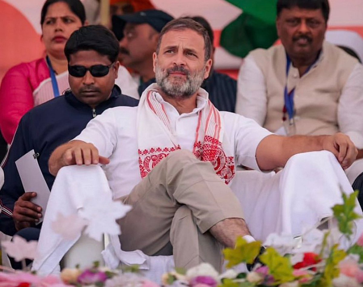 🚨🚨RAHUL GANDHI GUARANTEES!!

✅30 lakh govt jobs
✅MSP guarantee for Farmers
✅Youth Training and ₹1 Lakh/Yr
✅₹1 Lakh/Yr to extreme poor family
✅Education and Farm Loan waiver
✅No GST on farm equipments
✅Remove Agniveer scheme
✅5000 Cr Startup Budget