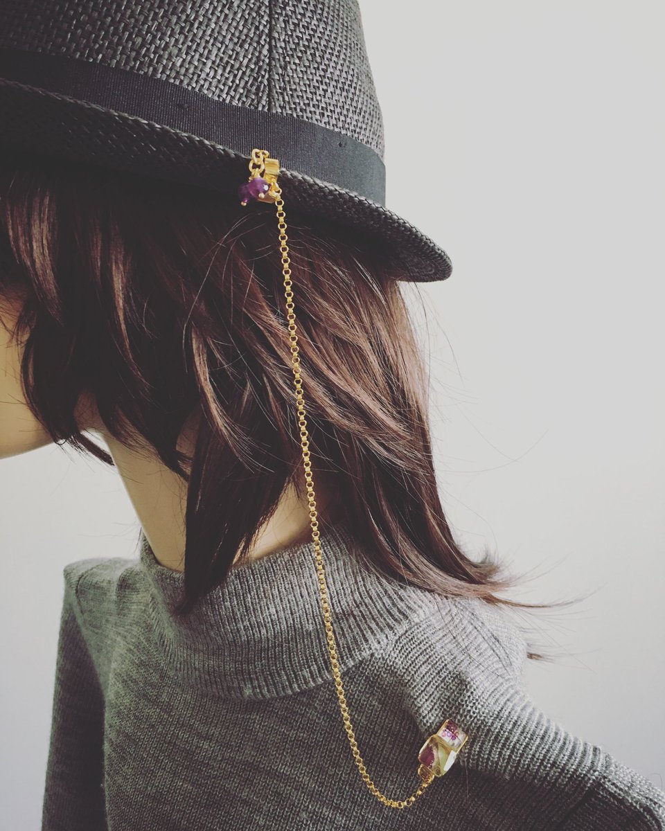 TAMARUSAN_en's tweet photo. A hat clip adorned with purple resin parts is now on sale! This accessory adds a pop of color to your hat and elevates your style effortlessly. Don't miss out on this opportunity to accessorize your look with a touch of purple elegance! #Sale #HatClip #Accessory #Fashion #Hat https://t.co/zEulfsKgOj