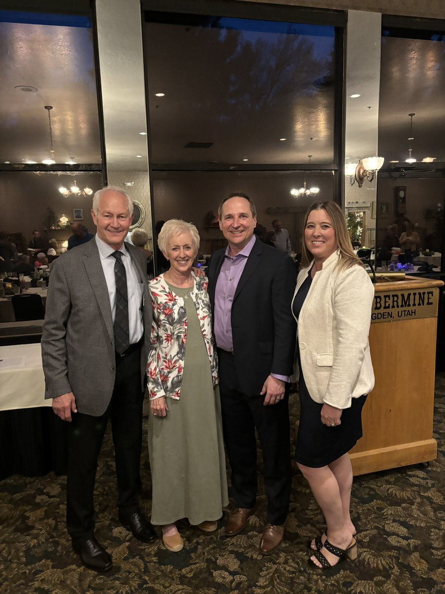 I had the privilege of being asked to speak at the Weber County Medical Society to honor their ‘24 Doctor of the Year, David Tensmeyer. @weberstate @WeberStateMBB