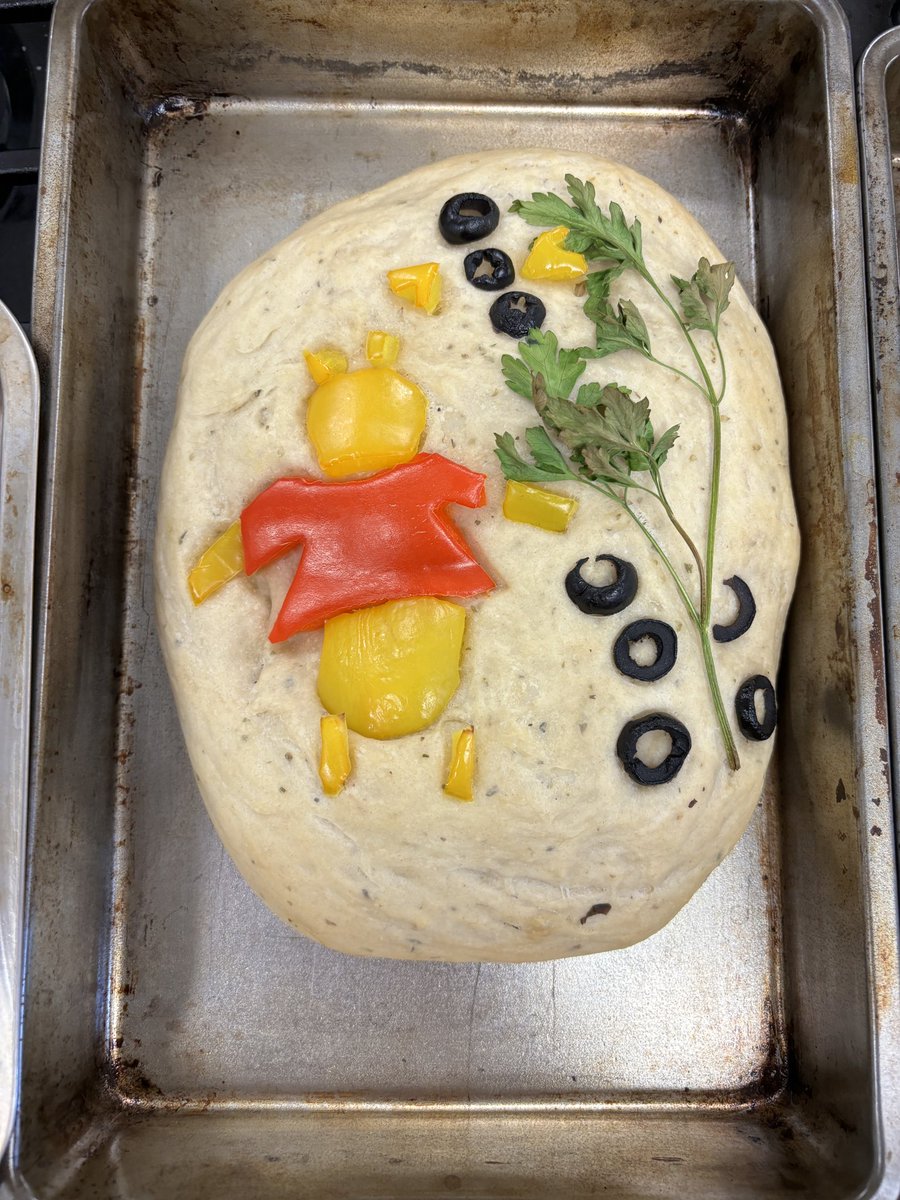 MrsWeberFCS's tweet photo. Focaccia bread art in Baking and Pastry! My room smelled delicious all day! #One264 https://t.co/e9fAEgDZLc