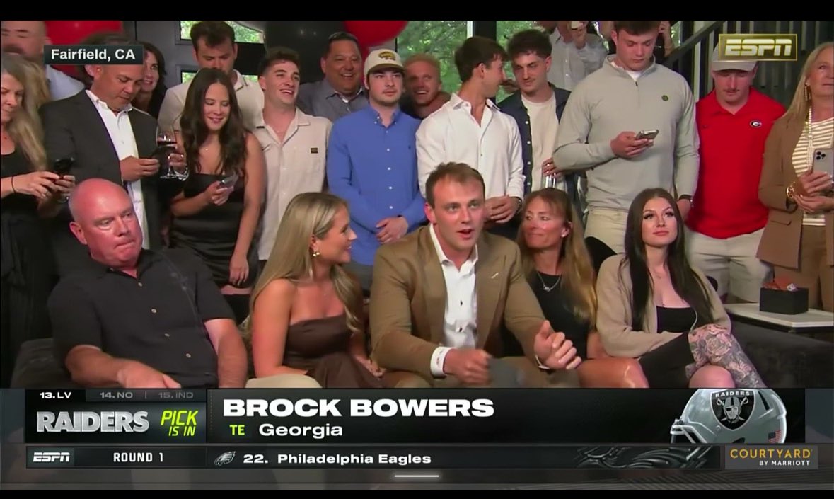 definitely not my burner tweet media