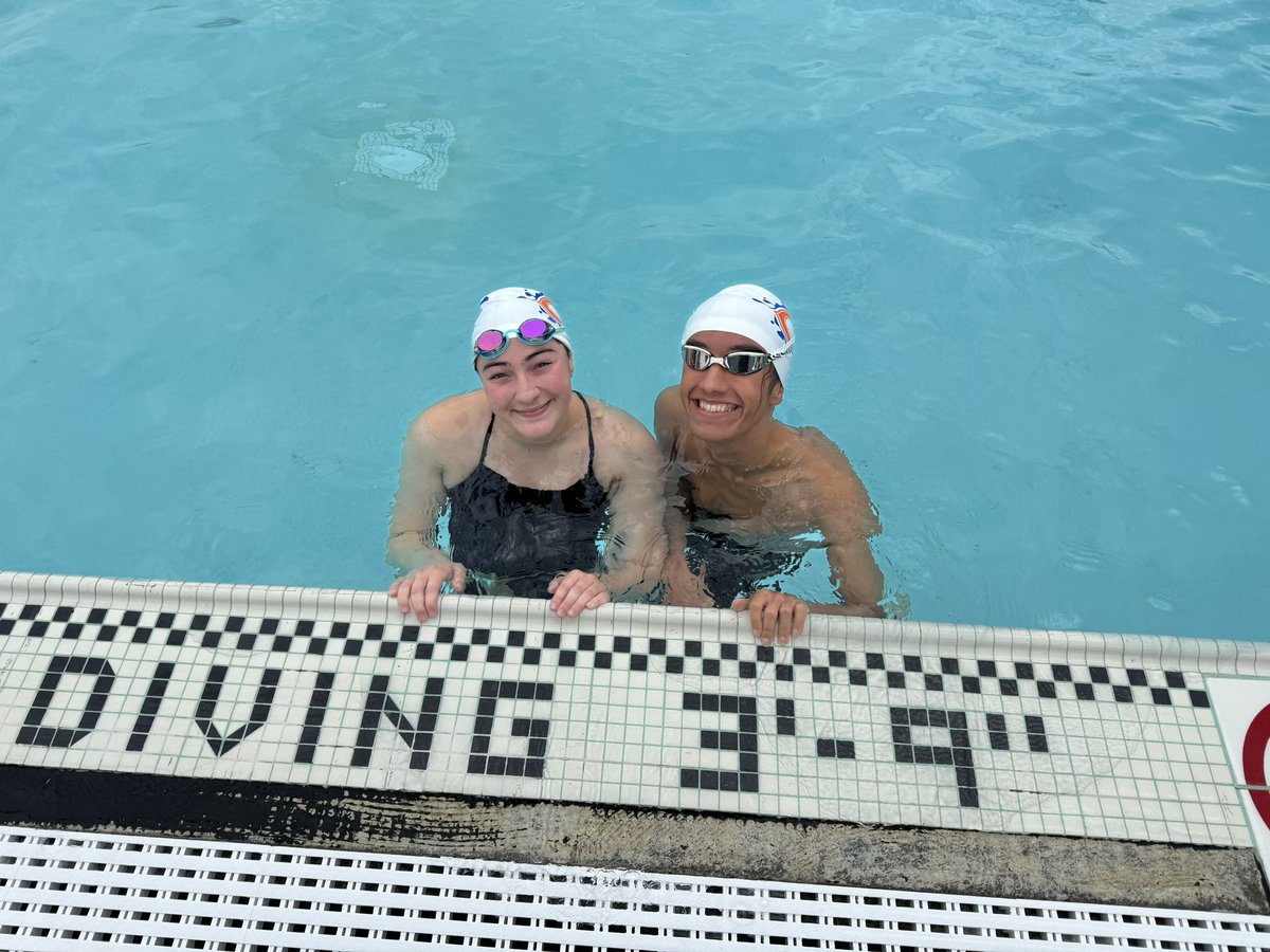 Our swimming Toads! 🧡 #toadpride
