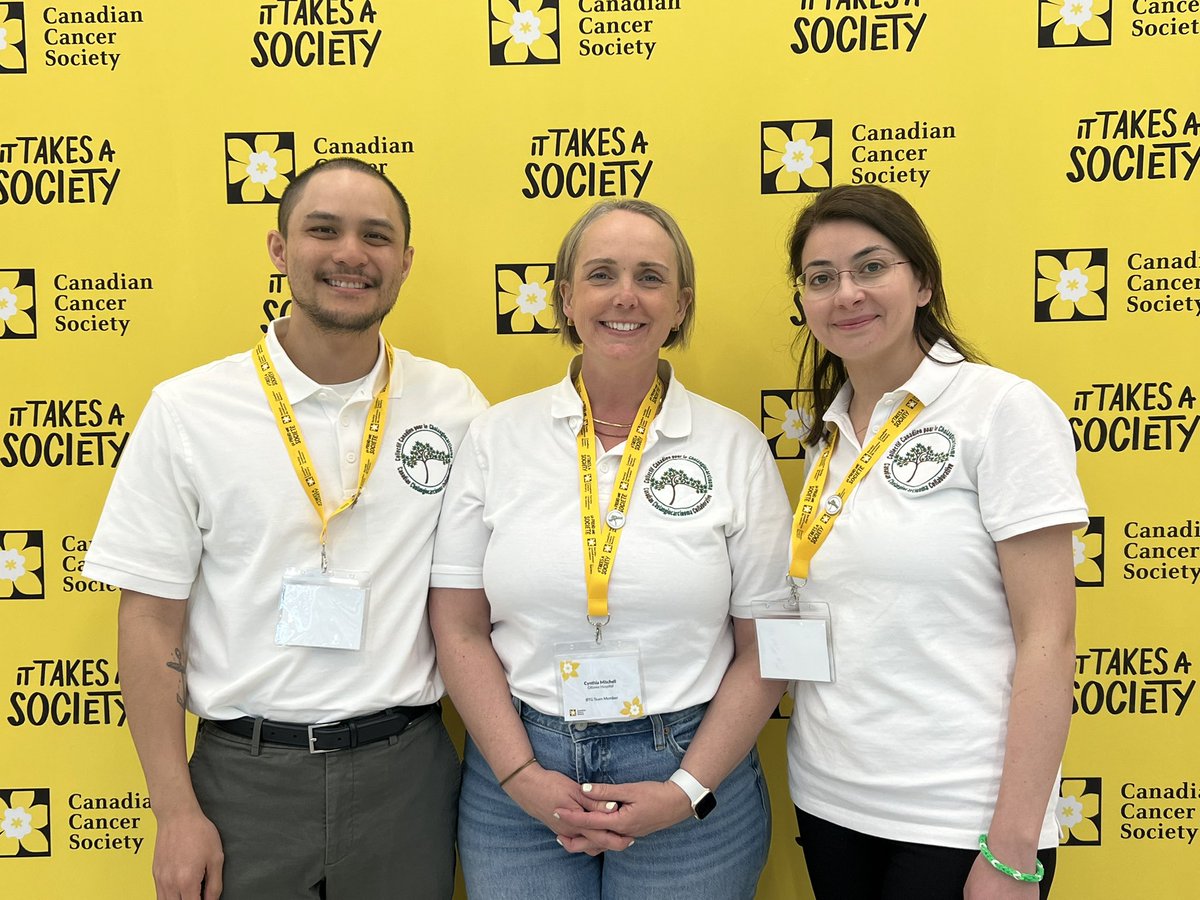 Proudly representing the C3 with our matching C3 merch at the Canadian @cancersociety Breakthrough Team Grant review meeting in Vancouver! Thank you @cancersociety and @CIHR_IRSC for funding the C3 - as well as the other BTG projects!