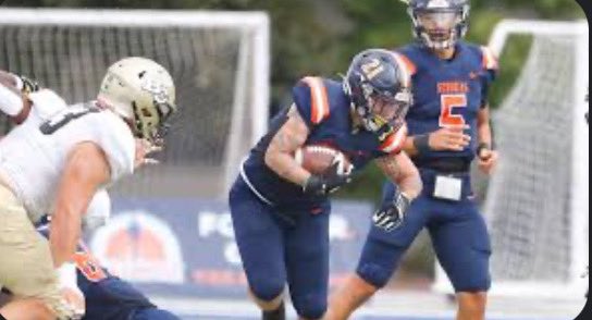 #AGTG After a great conversation with @CoachTABurkett I am beyond blessed to receive my FIRST offer from @COSGIANTS_FB 💙🧡 @CHSTigerPride_ @Mason_Hughes @WoodleyJrJohn @BrianAllenCHS @C_Mart1353 @KohlsHighlights @ByJordanKroeger @larryblustein