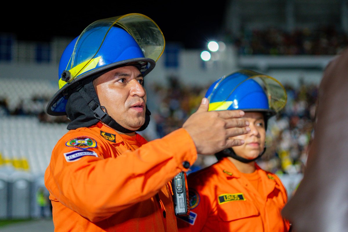 Bomberos El Salvador 🧑🚒🚒🇸🇻 tweet media