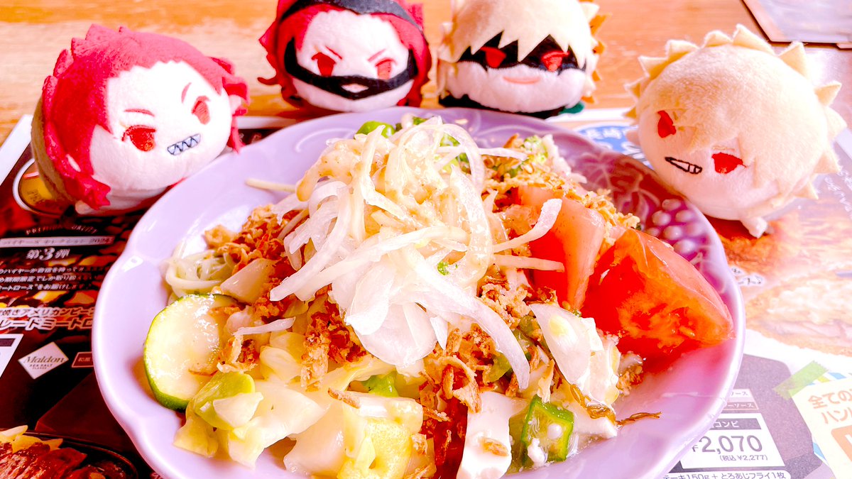 「バーが初夏になったのでフ゛口ンコヒ゛リーに作業がてら突撃!!今回のも全部美味しい」|比嘉蛾萌のイラスト