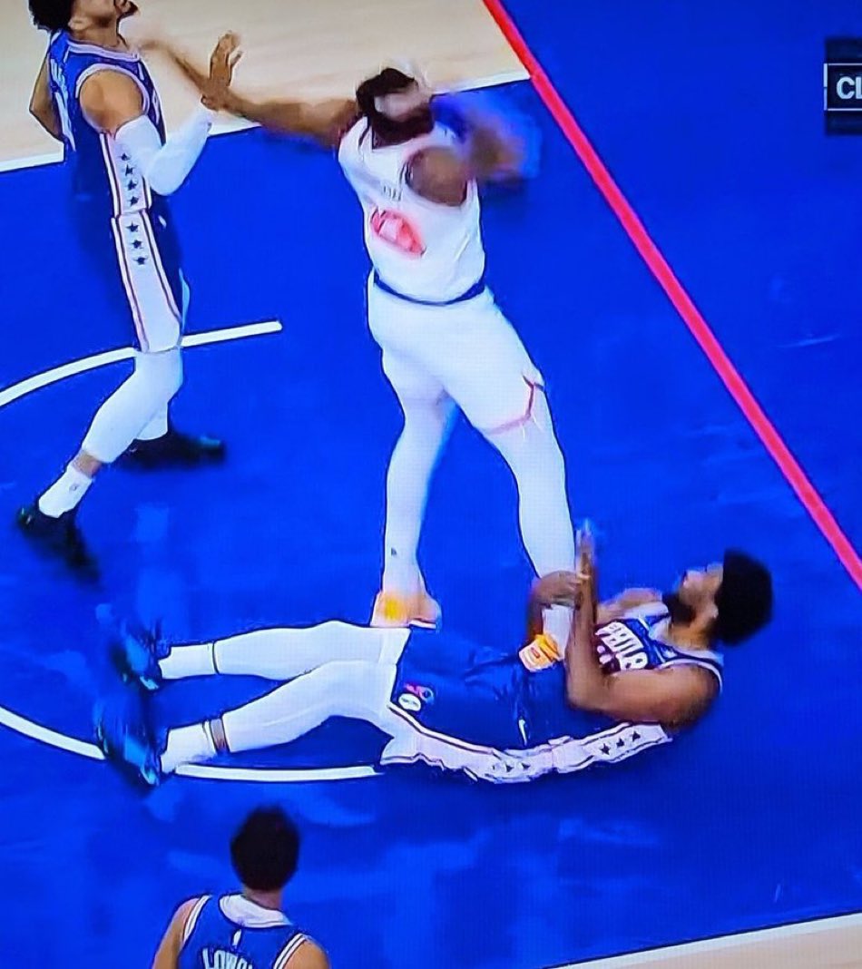 Sam Morril tweet media