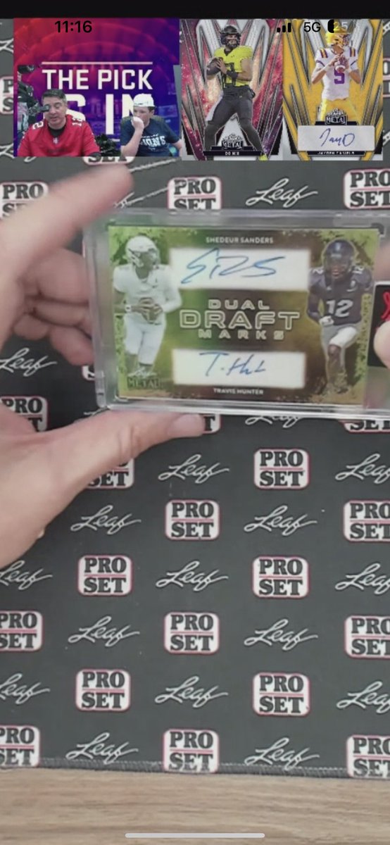 WHAT ARE THE CHANCES THAT I PULL THIS CARD??? BANG!!!!!!! SUPER SUPER STOKED RIGHT NOW!! @Leaf_Cards @CardPurchaser