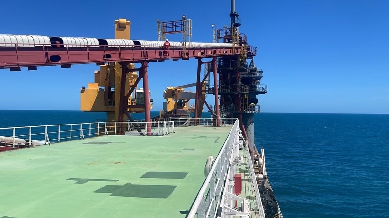MetroMining's tweet photo. Today we warmly welcome Ikamba! ✨ This marks a new chapter at @MetroMining, as our new Offshore Floating Terminal has just arrived at Skardon River. This key milestone with the Ikamba signifies our readiness to enhance operations and embark on an ambitious expansion. Final operational preparations are in motion, and we're gearing up to start loading. Here's to innovation and success! 🌊 🚀

$MMI #MetroMining #Ikamba #MiningExpansion #ASX #resources #bauxite #aluminium #energy #EV