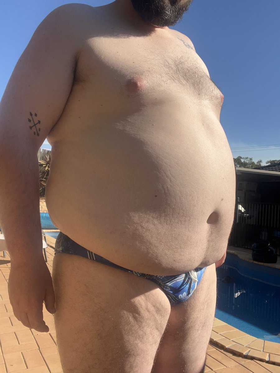 MbkChub's tweet photo. It’s been a fun summer #gaychub #chubbygaymen #chub #gaychubbymen #chubinspeedos https://t.co/BnrKm7ABFG