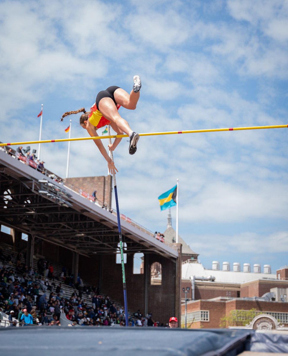 Day 1️⃣ in the 📚! See you tomorrow morning for Friday at the @pennrelays! #FightOnPenn 🔴🔵