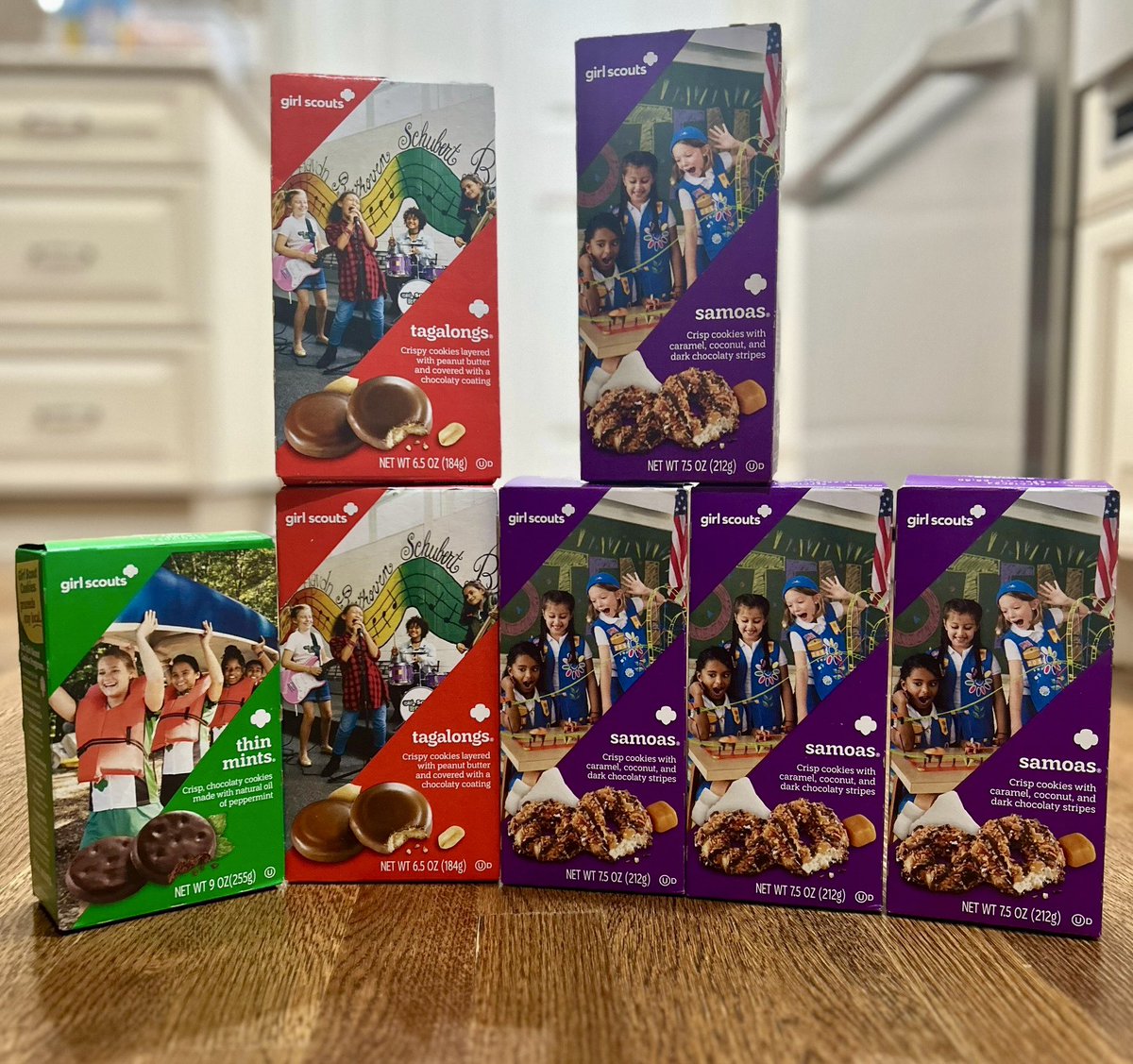 this year @girlscouts will sell 200M boxes of cookies… topping over $800M in a 4 month period. It is the largest community girl-led entrepreneurial program in the world and teaches kids five essential skills:

✅ - goal setting
✅ - decision making
✅ - money management 
✅ -…