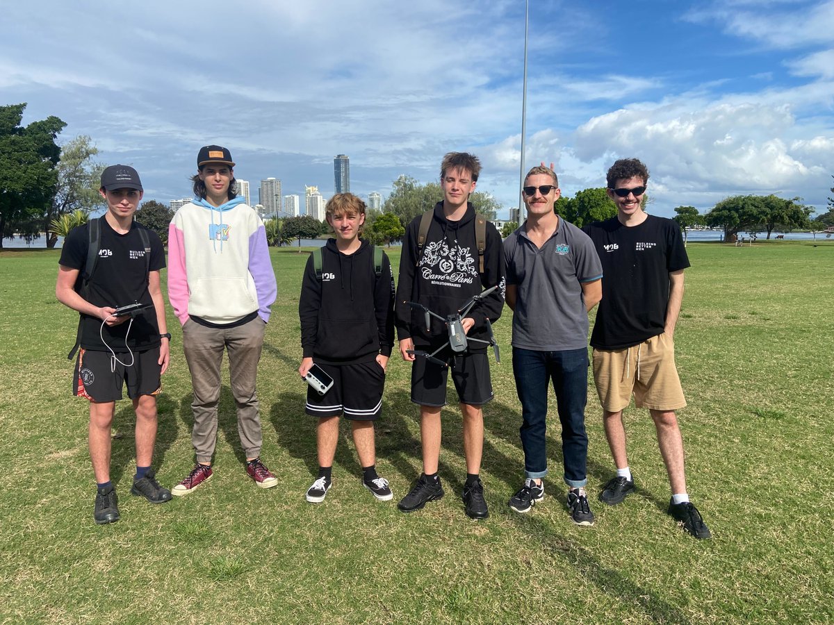 Flying drones for a good cause! Two days ago KJR provided the opportunity for students from the Men of Business Academy to fly #drones 🚁
 
Get up to speed with KJR's projects involving drones: bit.ly/3u5d2EF
 
#talkingtech #tech #explorers #champions  #opportunity