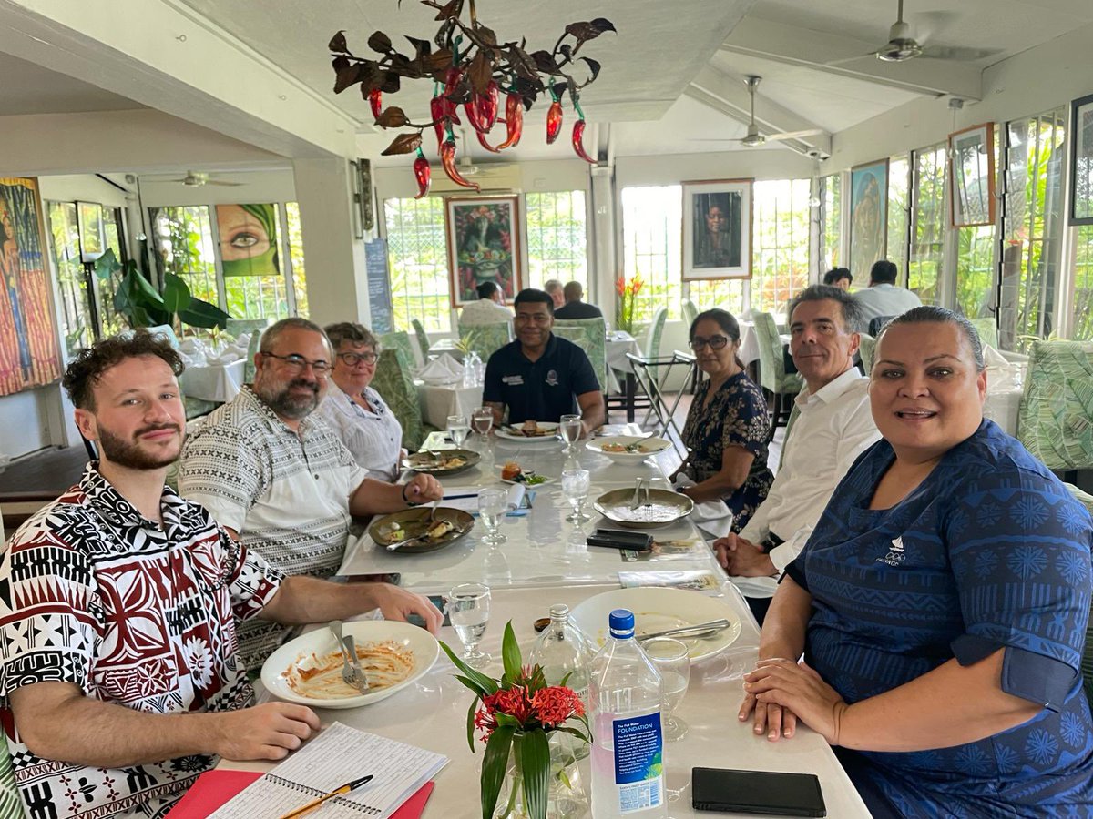French Ambassador Mr. Léger explored yesterday exciting #parasports collaboration opportunities at a lunch with Mrs. Kilner (CEO of #FASANOC), Mrs. Fisher (#FASANOC), Mrs. Voss (President of #FPC), Mr. Tikotikoca (#PDF rep.) and Mr. Larget from #NC (#URC) #SportsDiplomacy 🇫🇷🤝🇫🇯
