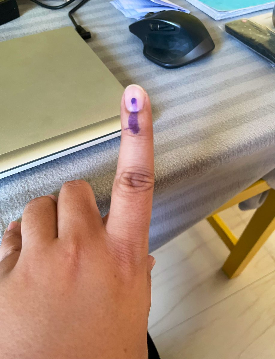 Voted!🇮🇳#ElectionDay #GetOutTheVote #LokasabhaElection2024 #chikkabalapur @ECISVEEP #IndiaElections2024