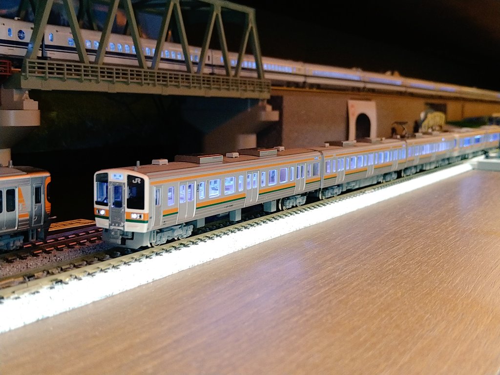 KATO 10-1862 10-1773 211系313系 8両セット 室内灯付 KATO 10-1862 10-1773 211系313系 8両セット 室内灯付 N)
