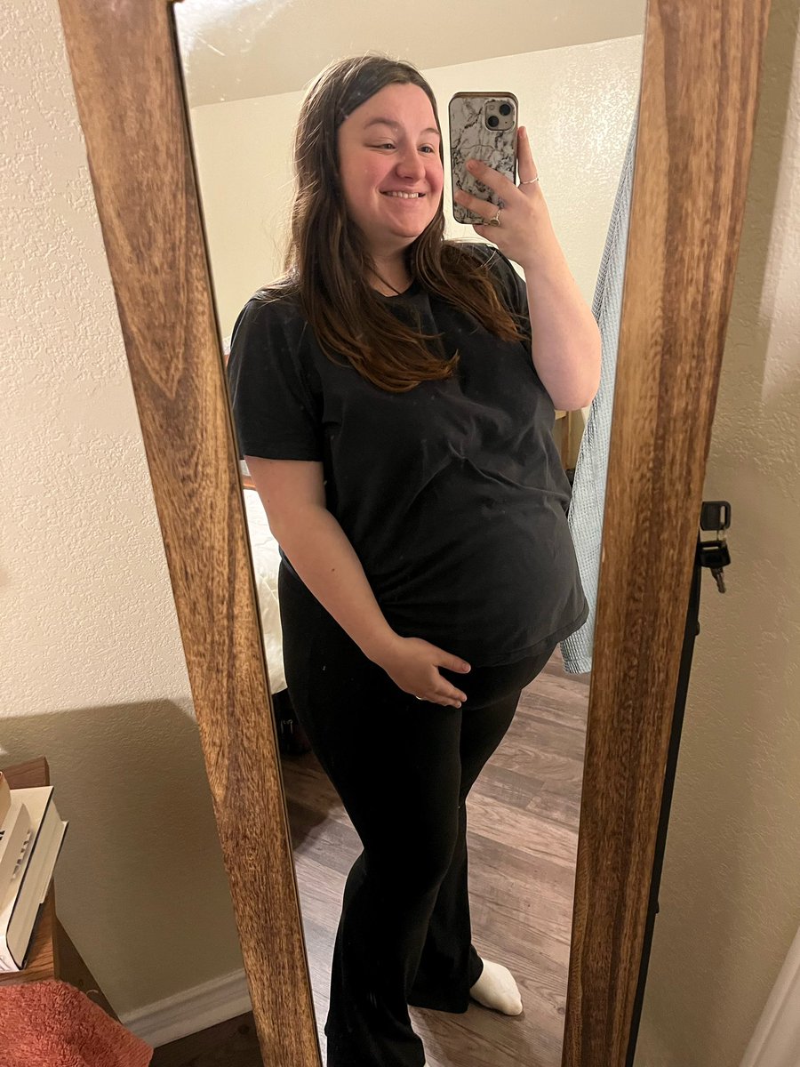 Erindanielle99's tweet photo. 2024 started new beginnings! We love our sweet Amelia Grace James🥰
1.26.24 https://t.co/f4VDddM9J1