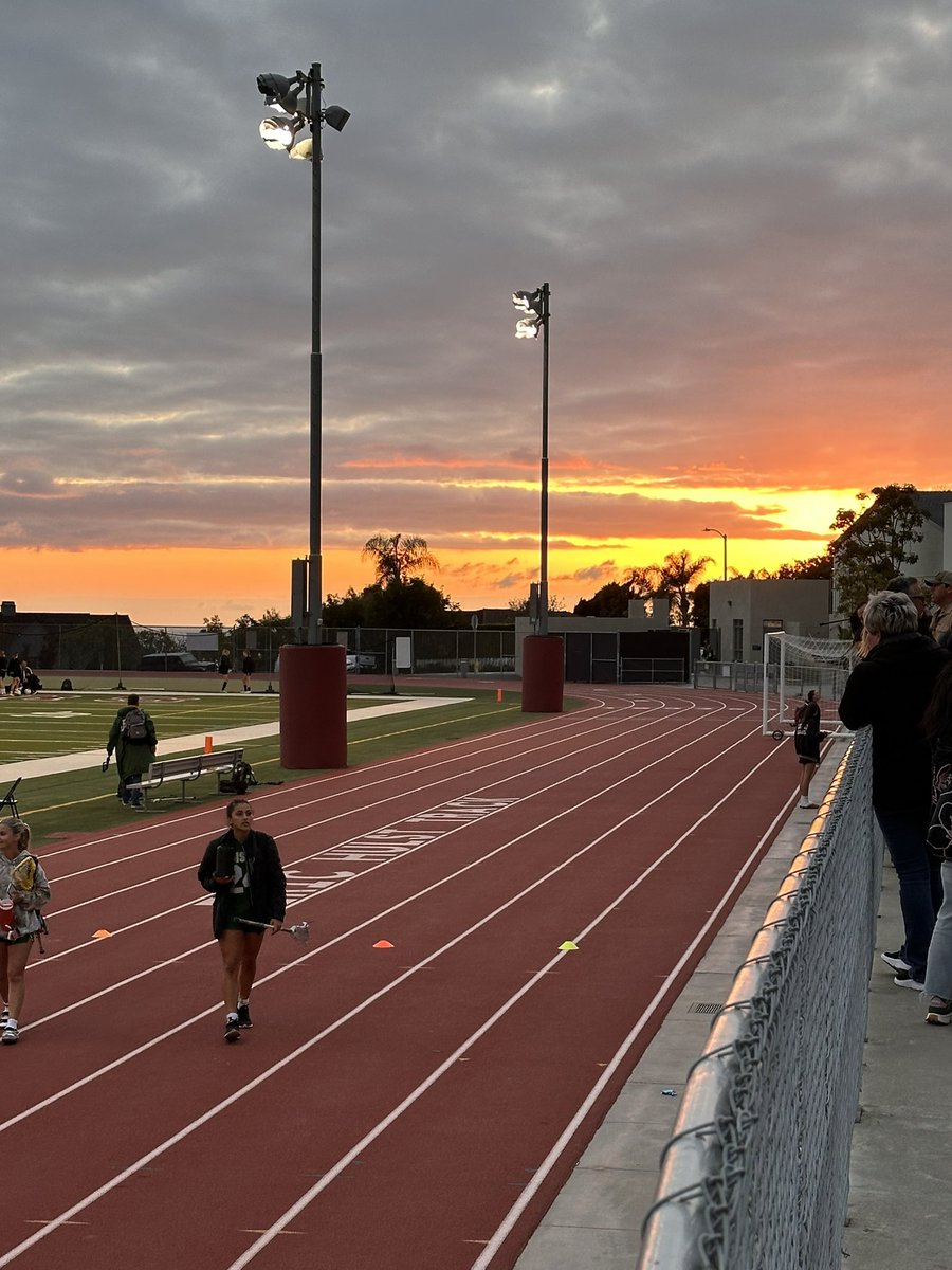 EdisonLAXGirls's tweet photo. Edison is UNDEFEATED
in the Sunset League! ⚡️
Final Score vs Laguna Beach 10 to 8! #ProudToBeACharger💚
#SunsetLeague 
@EdisonSportsNet @ocvarsity @mikehuntley63 @mjszabo @SouthOCsports https://t.co/SopvWKvAlK