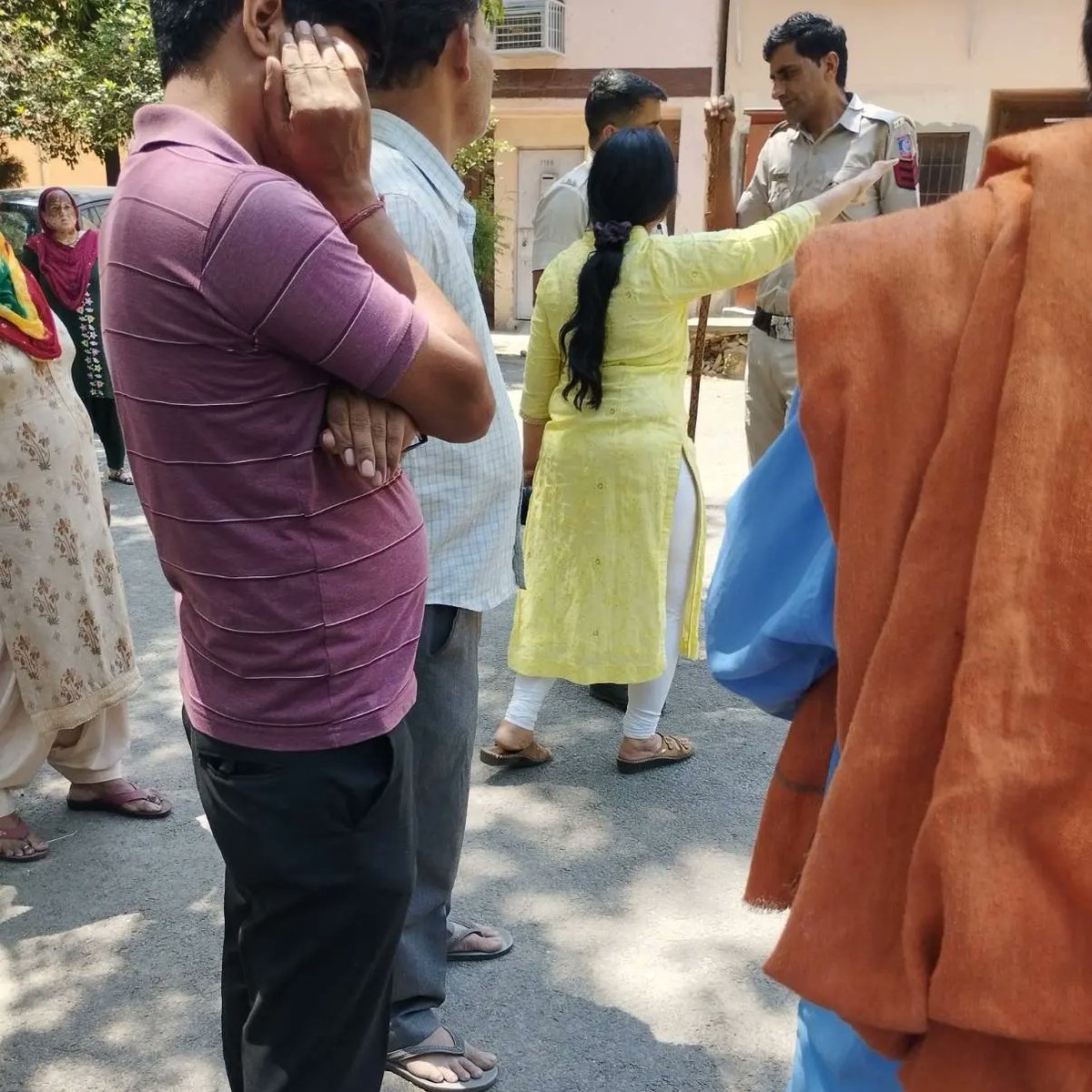 Yesterday a Dalit Domestic Worker was beaten with a belt and burnt with a hot knife for quitting her job,and demanding to be paid for her time. MlC completed. Union workers will file an fir today. Details on the thread.