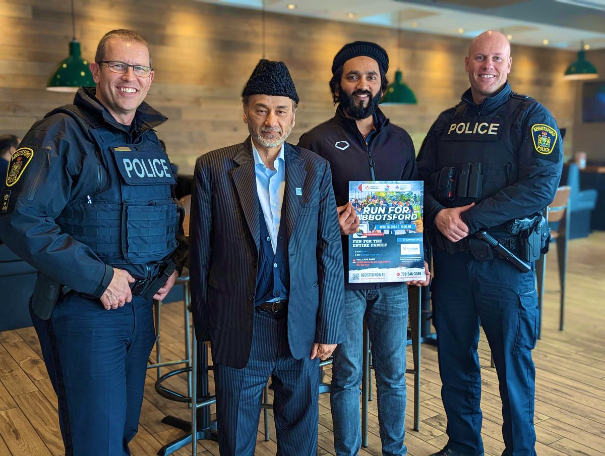 We had a fantastic meeting with the Abbotsford Police Department, who showed their support for upcoming Run for Abbotsford this Sunday! Grateful for their support as we come together for a great cause. See you at the run! #RunForAbbotsford #CommunitySupport