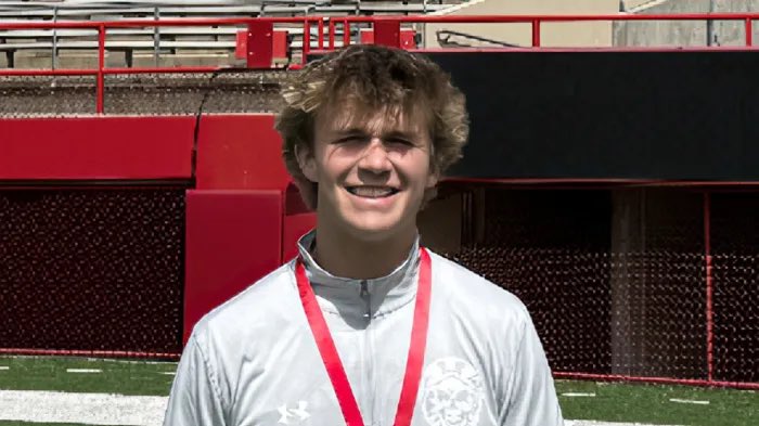 Caleb Sisk (@calebsisk_) on Twitter photo Tanner Terch has committed to the Huskers! More details below. <a href="/TannerTerch/">Tanner Terch</a> <a href="/Huskermax/">π·ππππππΌππ‘</a> <a href="/HuskerHep/">Husker Hep! β’ Nebraska Football</a> <a href="/NebHypeMan/">Official University of Nebraska Uber Driver</a> <a href="/HuskerWave/">Husker Wave</a> <a href="/Nebraska_Prod/">Avid Husker Enjoyer</a> <a href="/dan_cahoy/">Husker Dan</a>
si.com/college/nebrasβ¦ Tanner Terch has committed to the Huskers! More details below. <a href="/TannerTerch/">Tanner Terch</a> <a href="/Huskermax/">π·ππππππΌππ‘</a> <a href="/HuskerHep/">Husker Hep! β’ Nebraska Football</a> <a href="/NebHypeMan/">Official University of Nebraska Uber Driver</a> <a href="/HuskerWave/">Husker Wave</a> <a href="/Nebraska_Prod/">Avid Husker Enjoyer</a> <a href="/dan_cahoy/">Husker Dan</a>
si.com/college/nebrasβ¦