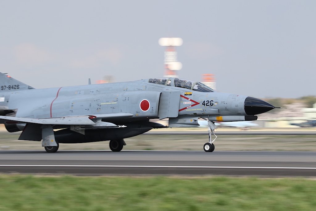 おはようございます。
#百里基地 時代の301SQファントム426号機。
#426の日
#PhantomForever
#ファントムフライデー
#PhantomFriday