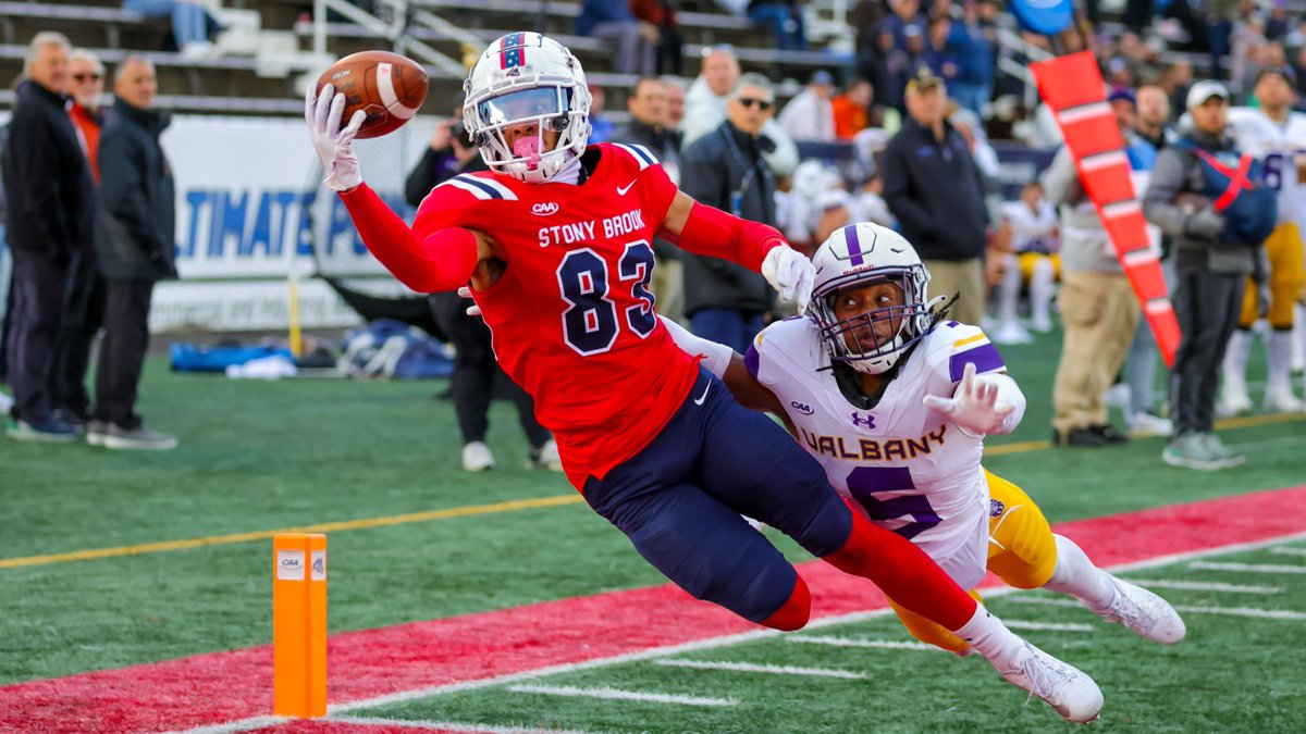 I will be at Stony Brook tomorrow!! Thank you @CoachMartinoSBU for the invitation @StonyBrookFB @jerryflora1 @ericoutlaw100 @QBCoachBrady