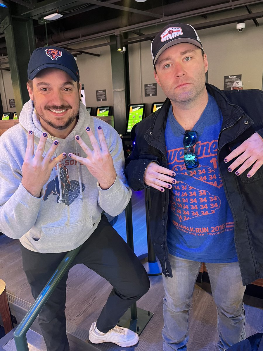 barstoolWSD's tweet photo. Got a nice little manicure with @BarstoolChief this afternoon in solidarity of our totally straight HOF QB of the future officially joining the Bears tonight https://t.co/dKcWtK6Buu