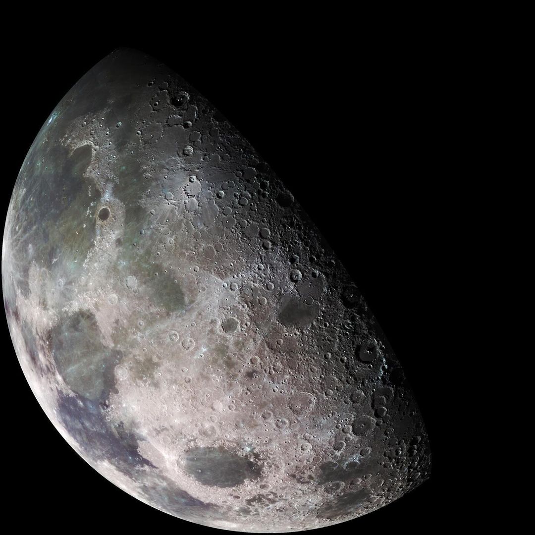 CLOSER LOOK AT THE MOON 🌔 LOOK: NASA shares an image of the northern pole of the moon, with the lower-left half illuminated and the other half shadowed. The familiar, dark blotches on the moon’s nearside are shown from a different angle, decorating the left ridge from this…