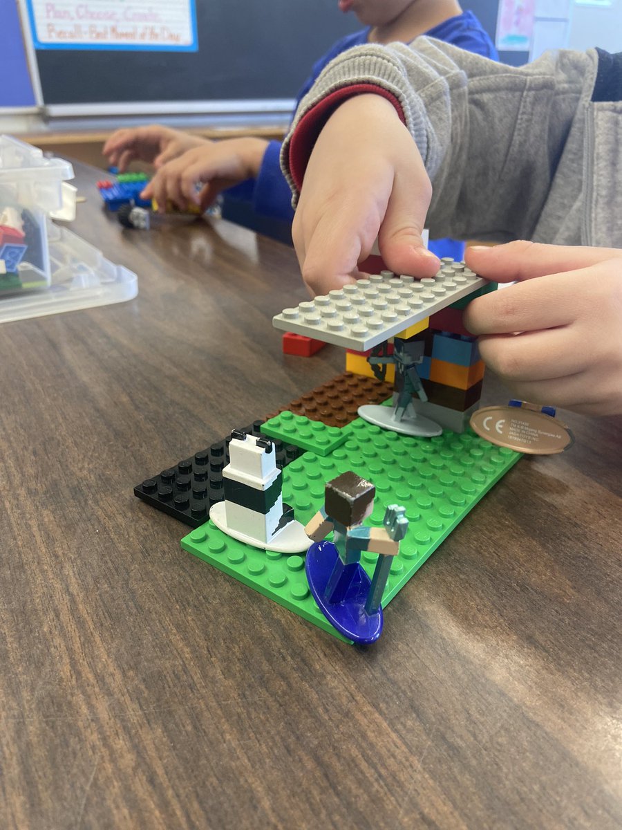 Thinking Thursday - Lego challenge : Hollywood hires you to build a movie set for a new movie #AfterSchool #STEM at #PLASP @PLASP_CCS