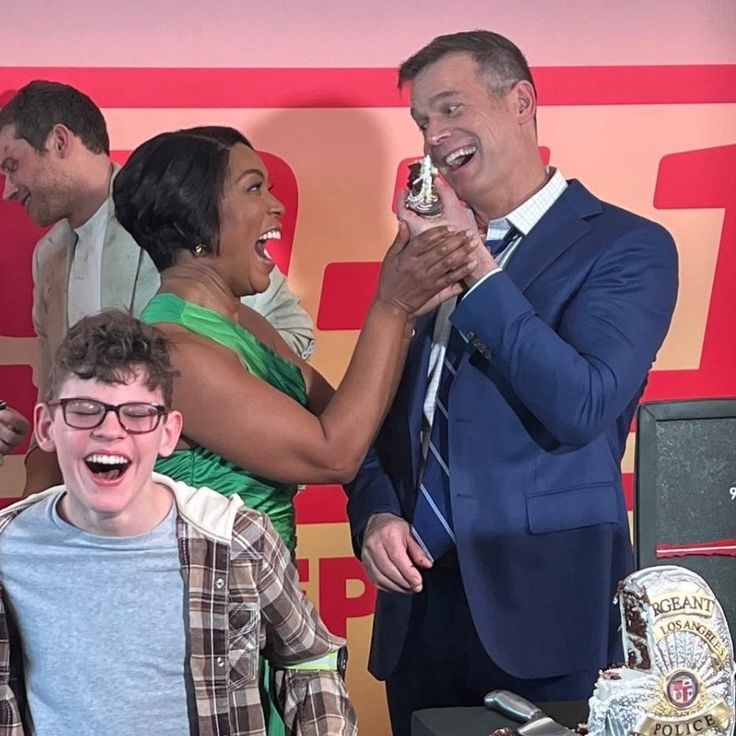 This, but it's actually Bobby & Athena messing around at Maddie & Chimney's wedding being all cutesy because one of their kids is getting married and the other just came out to them. 🥺 #911twt #911onABC #911abc #BobbyNash #AthenaGrant #Bathena #PeterKrause #AngelaBassett #Madney