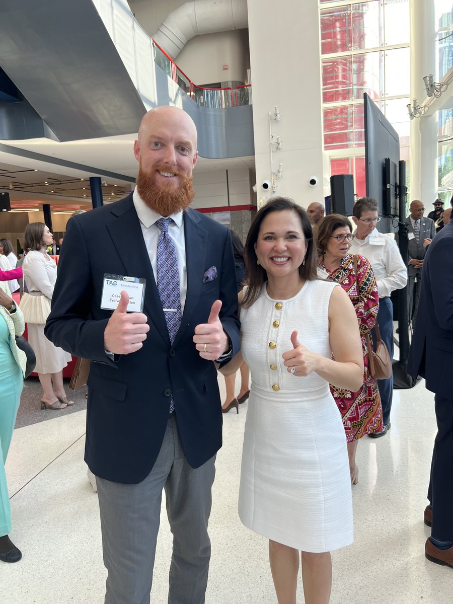 Evolve Houston had the privilege of giving an all-electric ride to newly appointed @METROHouston Chair, @brock_ee, in one of our stylish EV microtransit rideshare carts to @TAGHouston and @HoustonFirst's reception in her honor! Check out the pics w/ @whitmire_john @HoustonTX