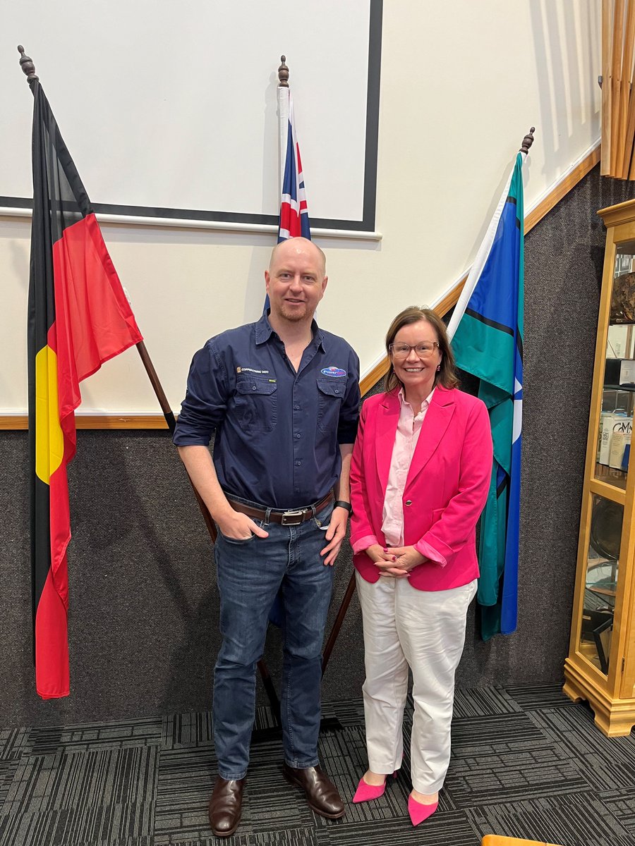powerlinkqld's tweet photo. Our CopperString 2032 Project Director Tom was thrilled to meet with newly elected Mayors, Kate Peddle, Peta McRae and Janene Fegan from the western link of the #CopperString corridor. #Hughenden, #JuliaCreek and #MountIsa are important town centres for the #project, and we look forward to continued collaboration as we progress towards breaking ground in Hughenden mid this year.
#copperstring #copperstring2032 #northqueensland #FlindersShireCouncil @McKinlayShire @MountIsaCouncil